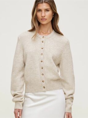 Dynamite Beige Solid Knit Crew Neck Button Front Long Sleeve Cardigan XS